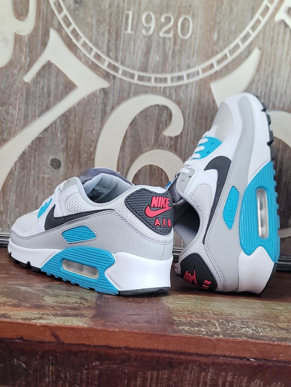 Nike Air Max 90 'Chlorine Blue' Mens 7  Great Condition, Fast Shipping